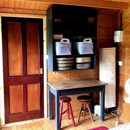 Апартаменты Unique Tiny House Near 3 Peaks - The Zedshed Bentham Экстерьер фото